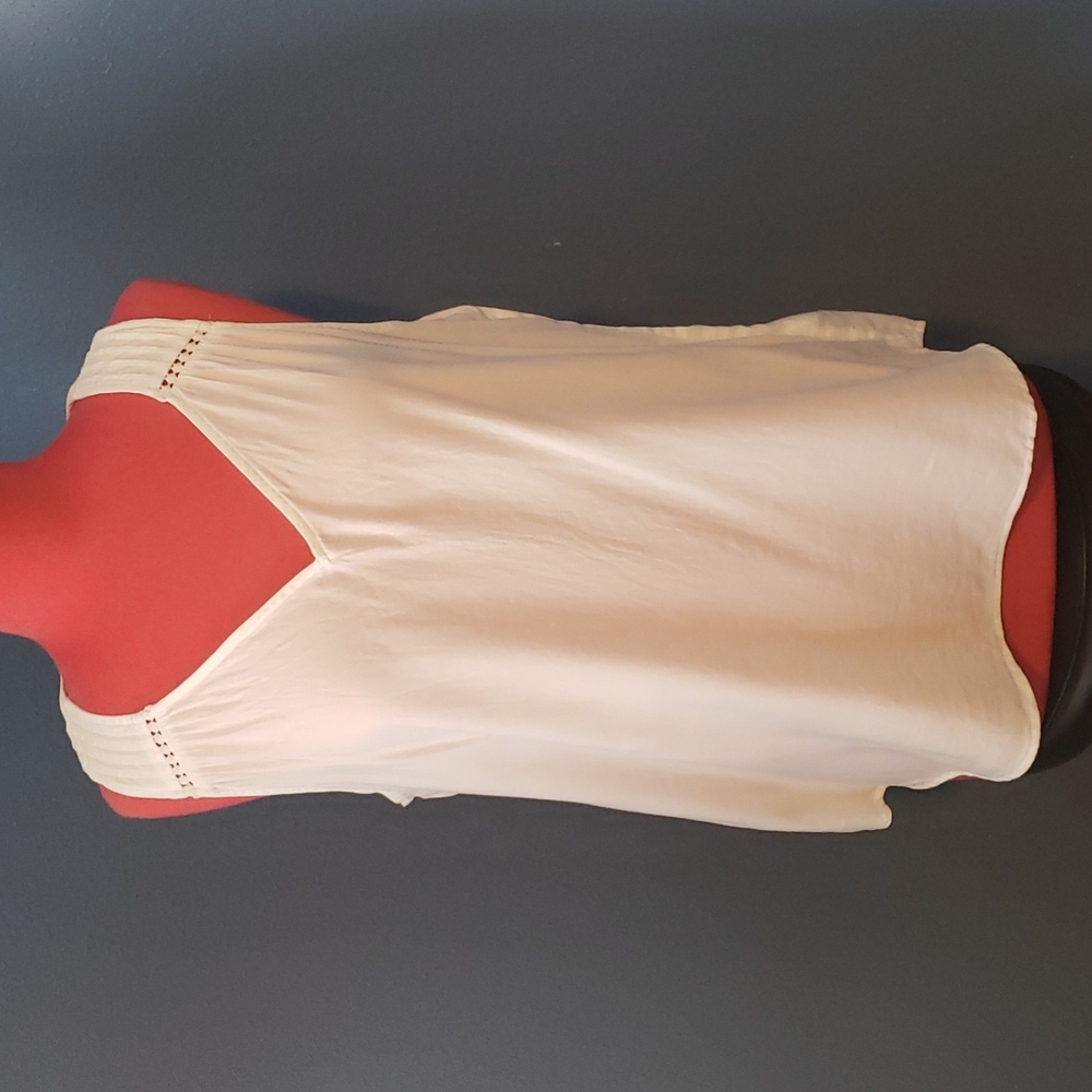 Old Navy sleeveless top